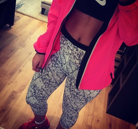 Lauren Fardon étoile nue des photos