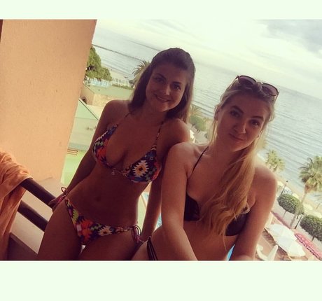 visage blond uniquementfans gratuit belle images