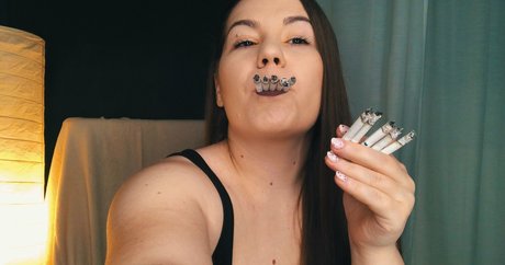 cosplay gros seins onlyfans bel art galerie