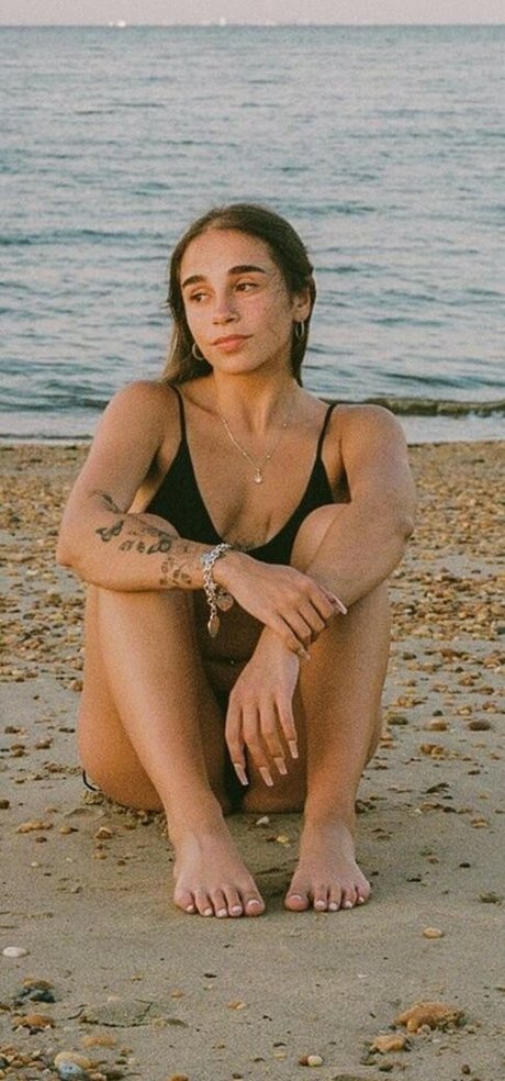 Allysqt actrice nue collection