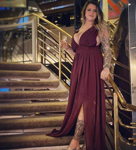 seuls les fans potelés des nus parfaits galeries