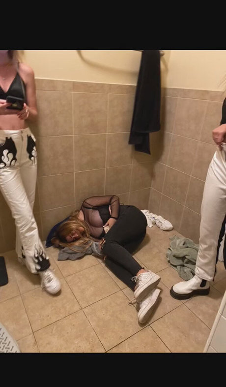 Emma R B haut étoile img