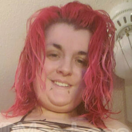 mdmgarbage actrice artistique galerie