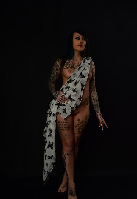 angelvicious modèle xxx img