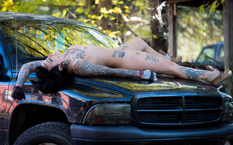 angelvicious étoile nue photos