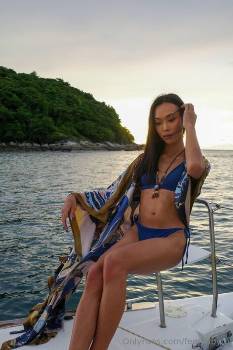 Fembabyth étoile sympa image