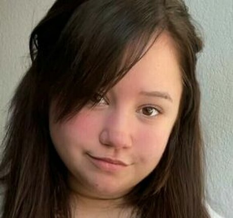 Rexi James star du porno gratuit image