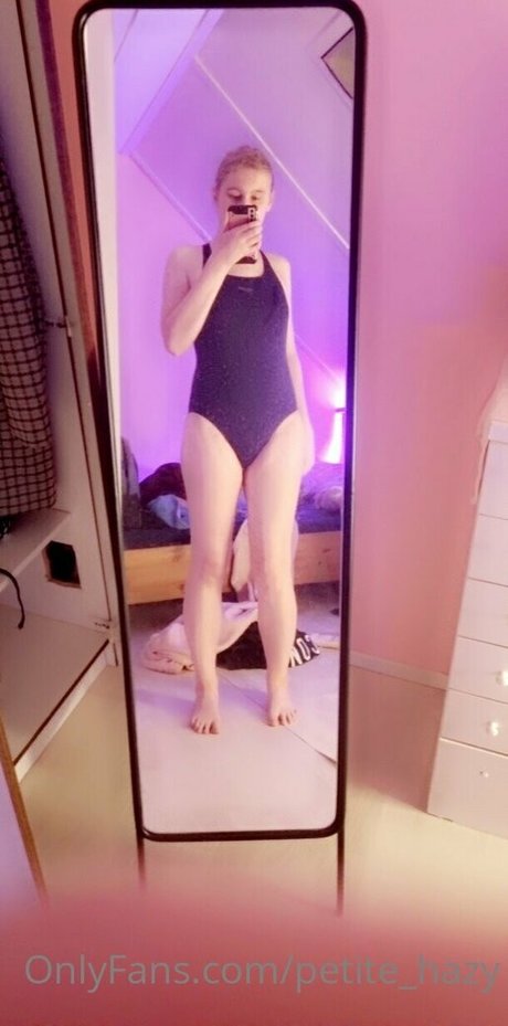 petite hazy star du porno adulte galerie