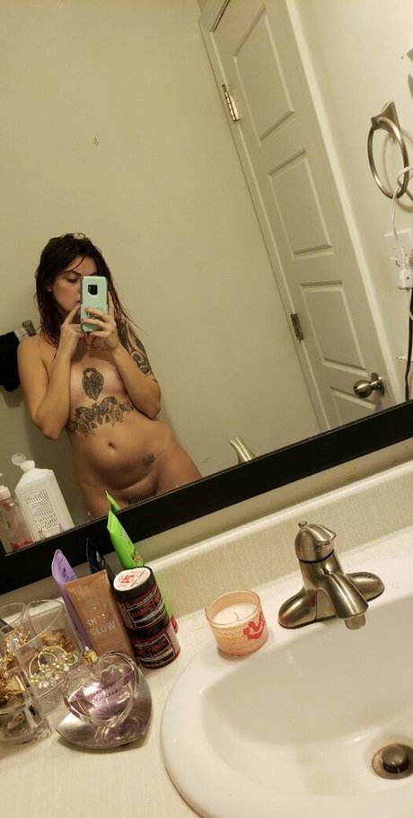 éjacule sur la langue onlyfans gratuit parfait galeries