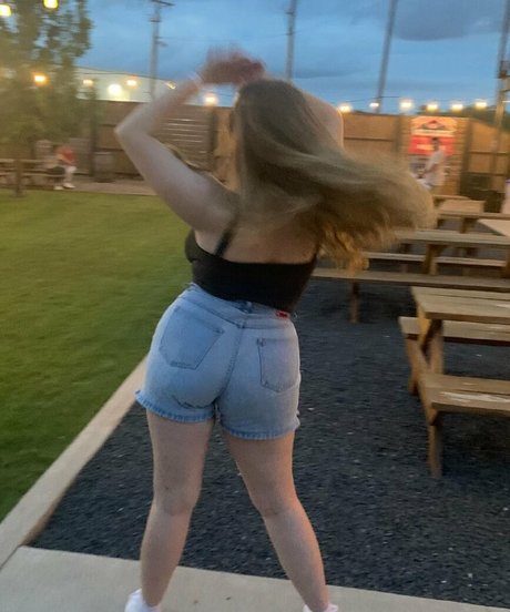 Ruby P modèle érotique archive