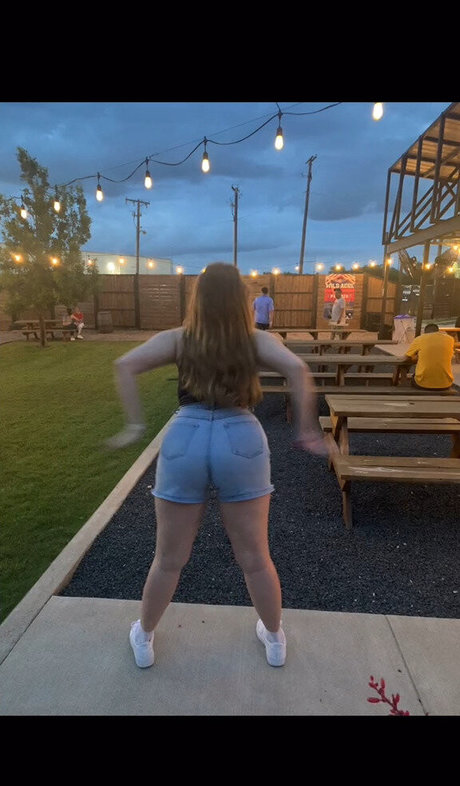 Ruby P actrice érotique img