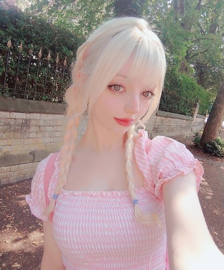 Kimmy Kimochi actrice sexy galerie