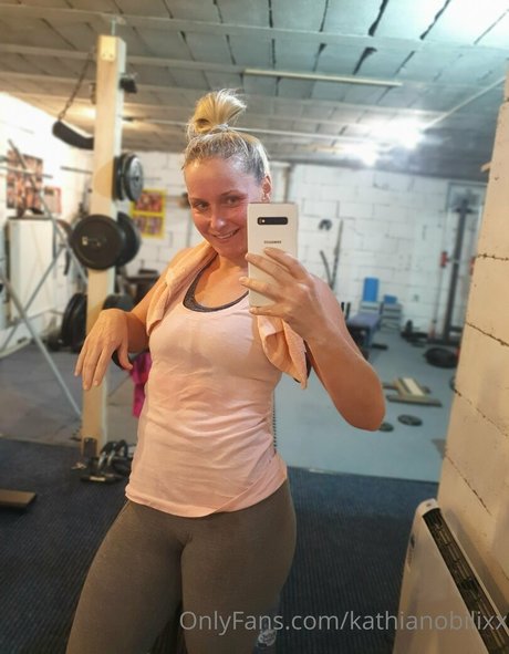 chatte parfaite onlyfans xxx haute qualité des photos