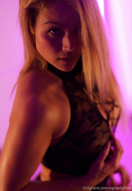 pgraphyfree actrice chaude images