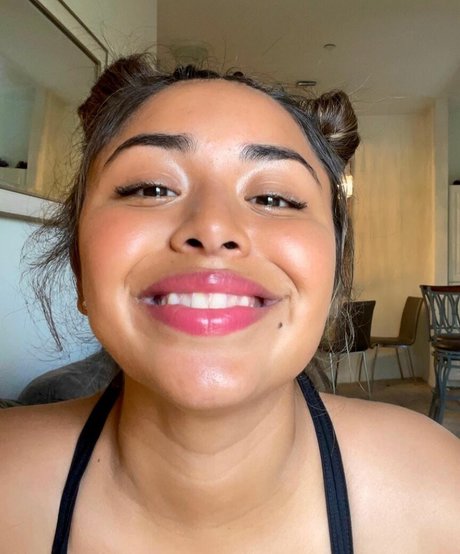 Sarai Fonseca actrice pornographique img