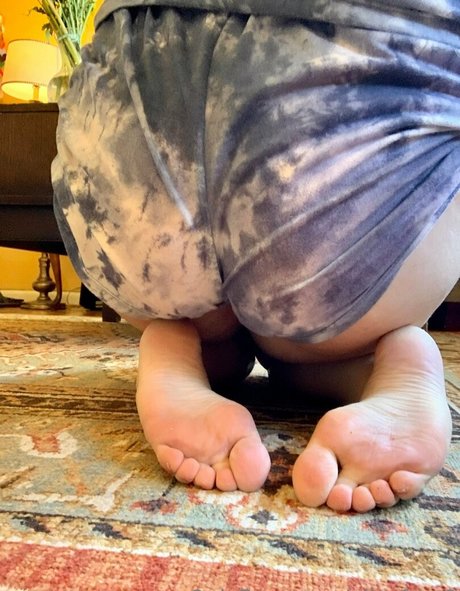 ellesfeet8 jolie star du porno img