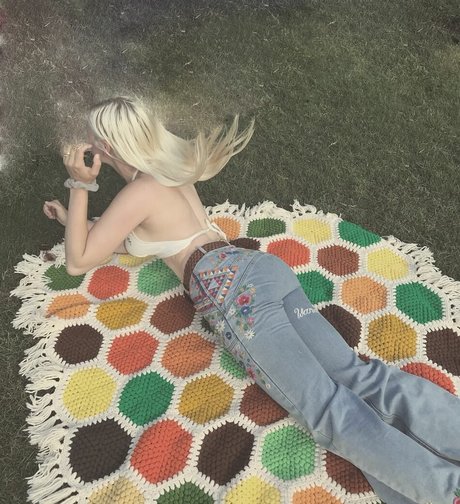 Bigblockblondie modèle hd img