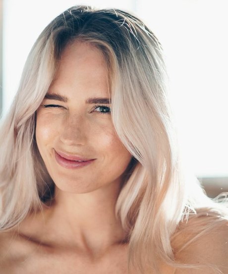 Maria Fagerstrom art modèle images