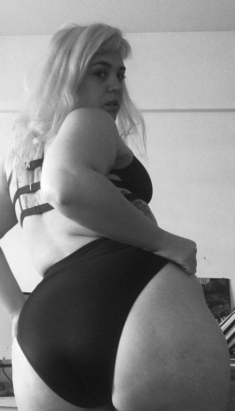 xxxriotxxx étoile adulte collection