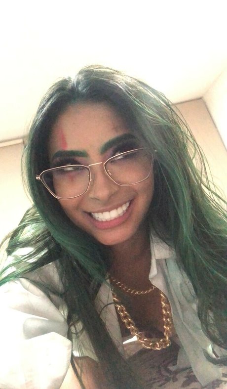 danielaantury actrice nue galerie