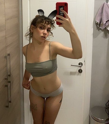 Aiyshe modèles nus des photos