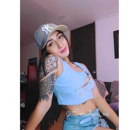 exxotica xx star du porno parfaite archive