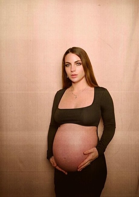 Luna Benna star du porno belle img