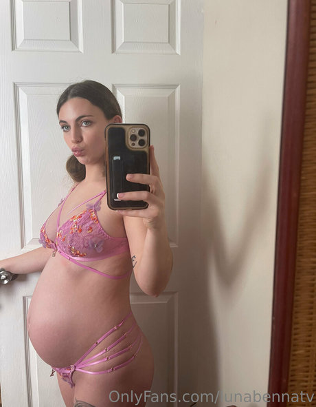 Luna Benna actrice de nus image