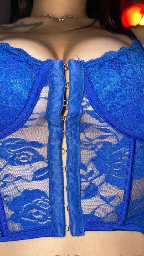 Kari3 star du porno gratuite collection