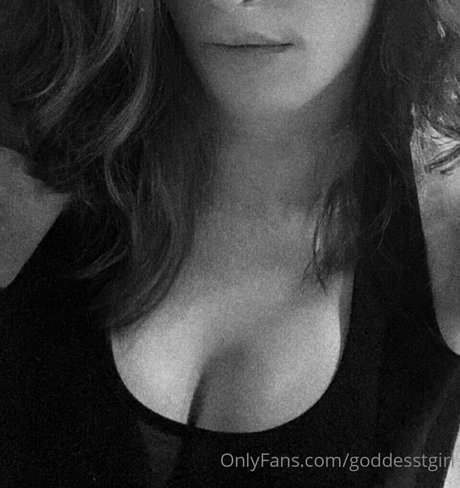 goddesstgirl star érotique photo