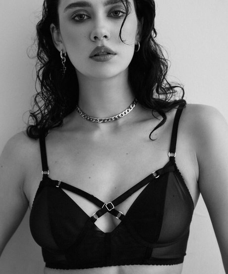 ufoksun actrice nue galerie