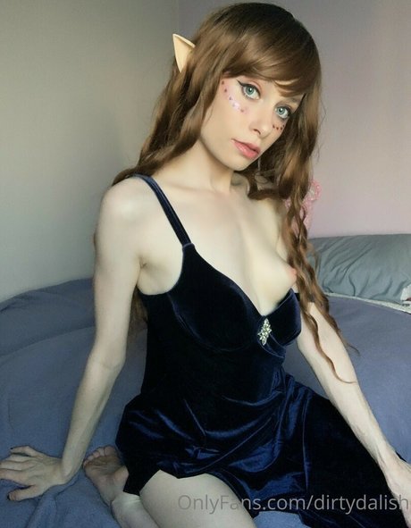 DirtyDalish actrice nue galerie