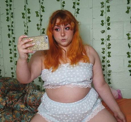 dirtyxbirdyy nus de stars du porno image