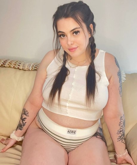 Balla Paige star du porno gratuit photo