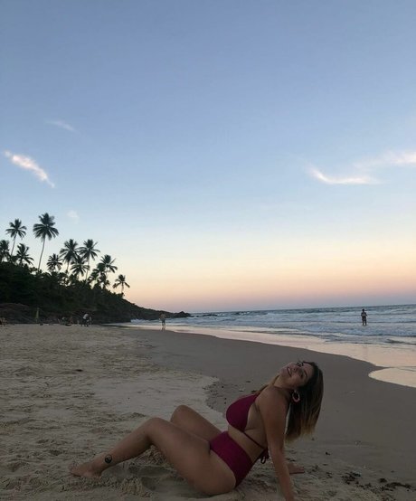 Noam L modèle exclusif galeries