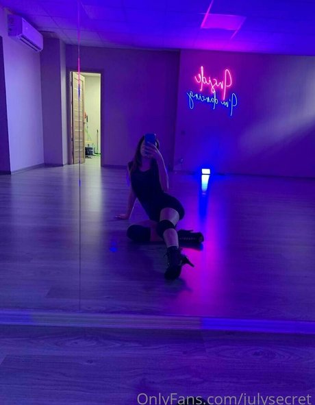 nickyxxlicky star érotique collection