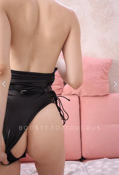 Tori Russ joli modèle image