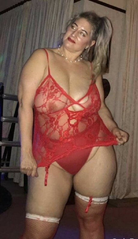 MeganFortyFit star du porno adulte archive