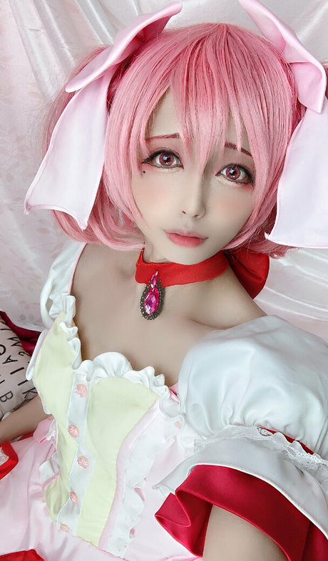 cosplayers momodayo modèle sexy photos