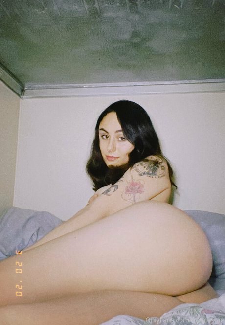 ancrage de onlyfans assez hd des photos