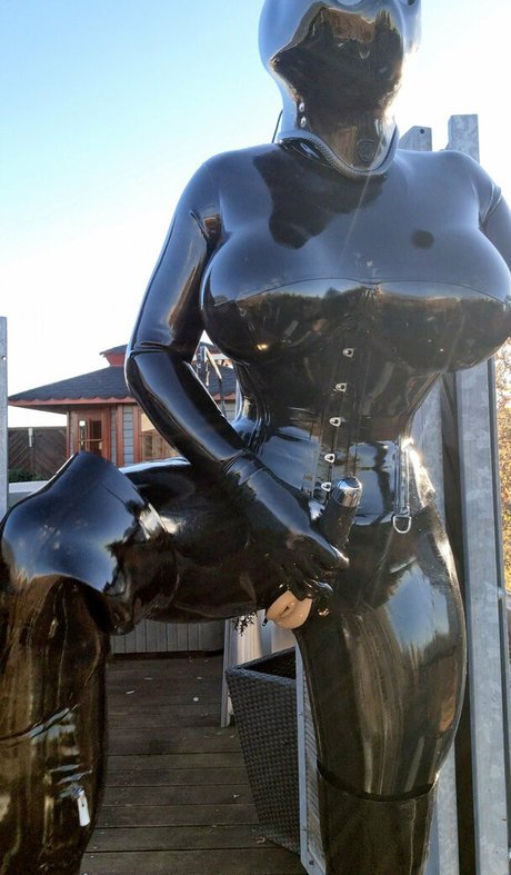 rubberdollemma nus de stars du porno galeries