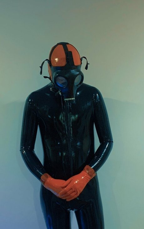 manfromearth étoile xxx img