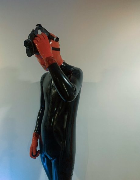 manfromearth belle actrice des photos