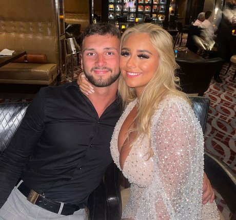 gros seins branlette espagnole onlyfans exclusif collection