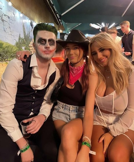 femme nue onlyfans très chaud img