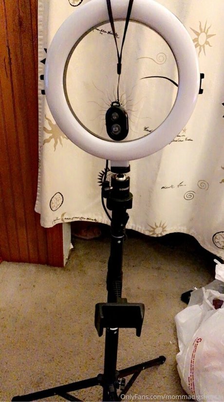 mommadigshentai jolie étoile collection