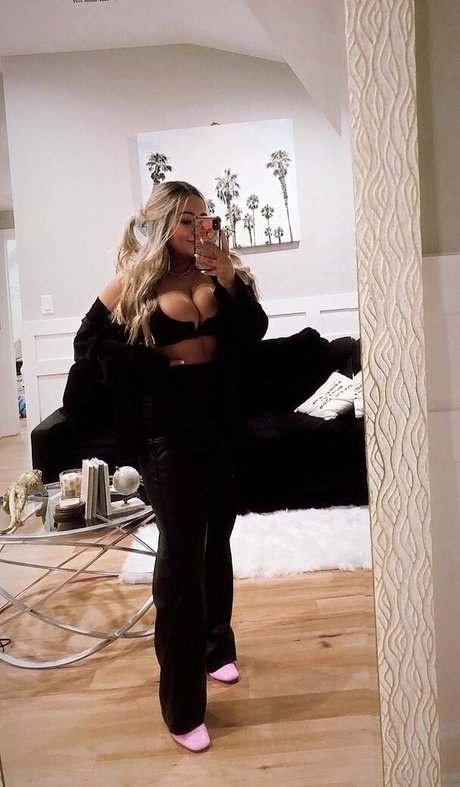 Tatiana Gianacopoulos belle actrice galeries