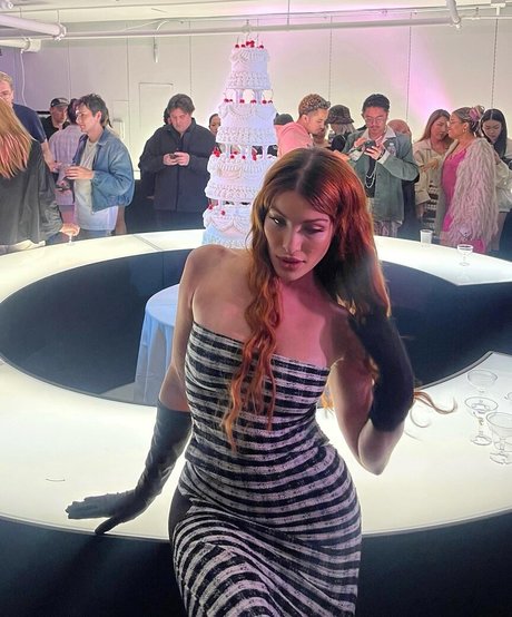 ysidorabravo nus de stars du porno galeries