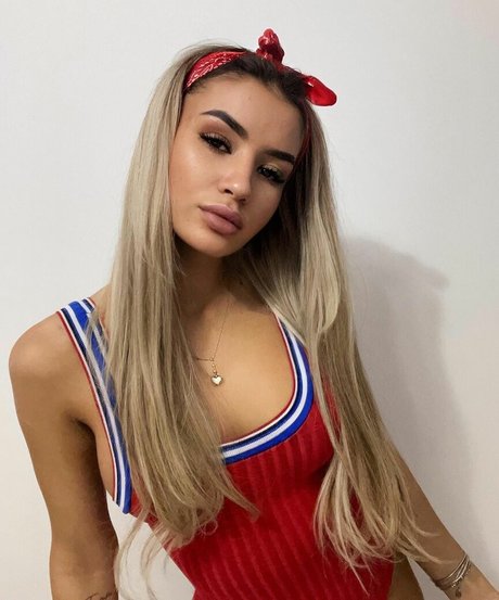 Biancabiiiib top star photos