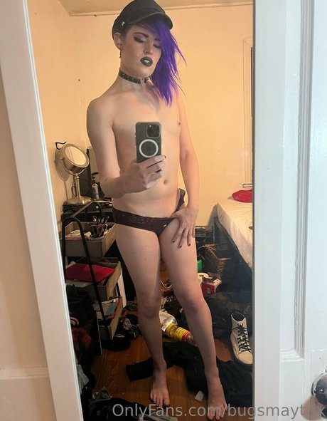 bugsmaytrix actrice érotique photo